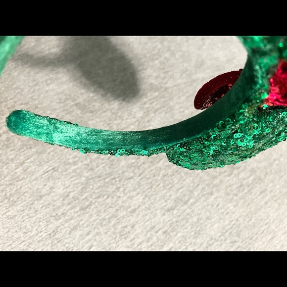 Disney Parks Retired Rare Christmas Green Sequined Holly Berry Minnie Ears main image 4